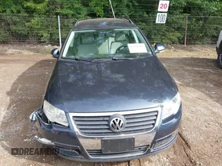 2008 Volkswagen Passat Komfort with VIN WVWXK73C58E234589, listed as a IAAI auction lot 42534711 with 156,519 mi miles and . Bid and sale history available at DreamBid. Image 12.