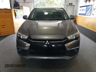2019 Mitsubishi Outlander ES z VIN JA4AP3AU1KU017981, wystawiony jako Copart lot #60572435 z przebiegiem 111 931 mil mil oraz Czysty tytuł • Clean title. Historia ofert i sprzedaży dostępna na DreamBid. Obrazek 5.