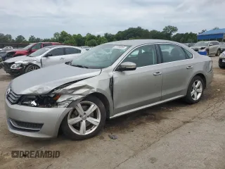 2013 Volkswagen Passat SE z VIN 1VWBP7A31DC104441, wystawiony jako Copart lot #57255055 z przebiegiem 127 226 mil mil oraz Szkoda całkowita • Salvage title. Historia ofert i sprzedaży dostępna na DreamBid. Obrazek 1.