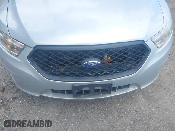 2017 Ford Police Interceptor with VIN 1FAHP2MK0HG111257, listed as a IAAI auction lot 42731936 with 139,101 mi miles and . Bid and sale history available at DreamBid. Image 6.