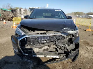 2020 Audi Q3 Premium z VIN WA1AECF34L1024819, wystawiony jako Copart lot #53194995 z przebiegiem 109 523 mil mil oraz Szkoda całkowita • Salvage title. Historia ofert i sprzedaży dostępna na DreamBid. Obrazek 5.
