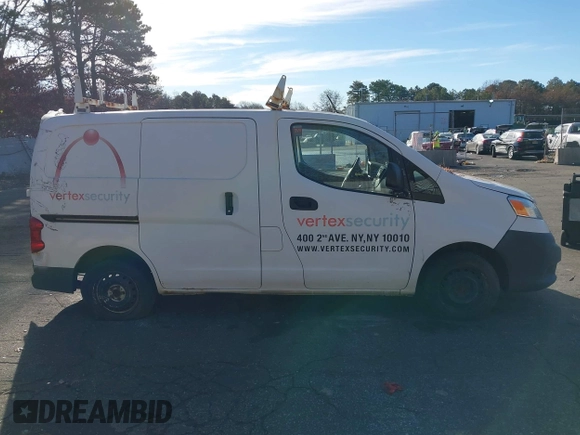 2015 Nissan NV200 SV with VIN 3N6CM0KN3FK691145, listed as a IAAI auction lot 40954033 with 108,309 mi miles and . Bid and sale history available at DreamBid. Image 13.