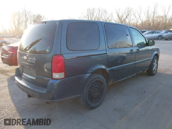 2005 Chevrolet Uplander LS with VIN 1GNDV23L05D265528, listed as a IAAI auction lot 41769042 with 292,570 mi miles. Bid and sale history available at carsss.com. Image 4.
