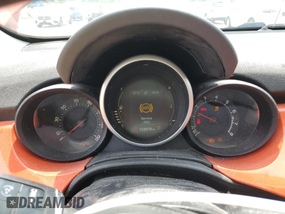2016 FIAT 500X Lounge with VIN ZFBCFXDT9GP358436, listed as a Copart auction lot 59078905 with 123,978 mi miles and Salvage title. Bid and sale history available at DreamBid. Image 9.