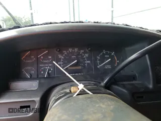 1995 Ford F-350 с VIN 1FTJW36F9SEA23346, выставлен на аукционе Copart как лот 75330444 с пробегом Не указан миль и Списание • Salvage title. История ставок и продаж доступна на DreamBid. Изображение 9.