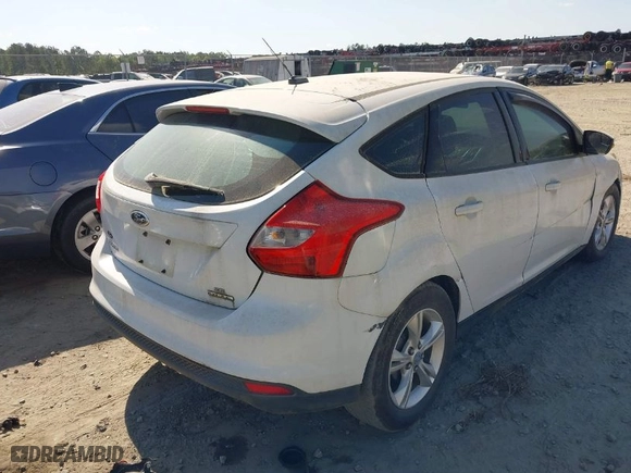2013 Ford Focus SE with VIN 1FADP3K2XDL175069, listed as a IAAI auction lot 42030874 with 192,539 mi miles. Bid and sale history available at carsss.com. Image 4.