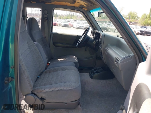 1994 Ford Ranger XLT with VIN 1FTCR15X4RTB08471, listed as a IAAI auction lot 42133059 with 171,092 mi miles and . Bid and sale history available at DreamBid. Image 5.