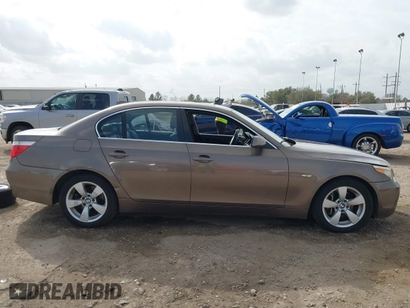 2004 BMW 5 Series 530i with VIN WBANA73594B801780, listed as a IAAI auction lot 41753708 with 176,442 mi miles and . Bid and sale history available at carsss.com. Image 14.