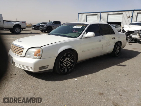 2004 Cadillac DeVille z VIN 1G6KD54Y54U181978, wystawiony jako Copart lot #47458905 z przebiegiem 145 708 mil mil oraz Szkody całkowita. Historia ofert i sprzedaży dostępna na DreamBid. Obrazek 1.