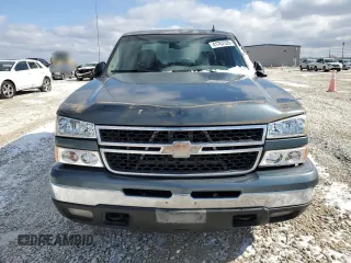 2006 Chevrolet Silverado 1500 LT1 with VIN 2GCEC13T361213949, listed as a Copart auction lot 41787535 with 271,251 mi miles and Salvage Title. Bid and sale history available at carsss.com. Image 5.