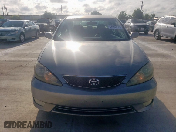 2006 Toyota Camry STD z VIN 4T1BE32K76U660821, wystawiony jako Copart lot #58806275 z przebiegiem 187 990 mil mil oraz Szkoda całkowita • Salvage title. Historia ofert i sprzedaży dostępna na DreamBid. Obrazek 5.