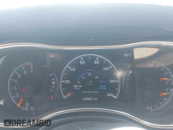 2015 Jeep Grand Cherokee Limited with VIN 1C4RJEBG5FC635136, listed as a IAAI auction lot 41894763 with 229,907 mi miles. Bid and sale history available at carsss.com. Image 15.