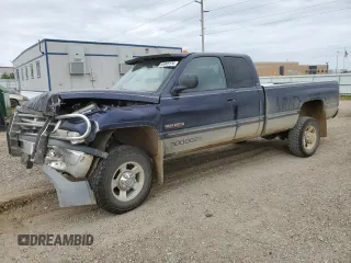 1999 Dodge Ram 2500 with VIN 1B7KF2368XJ511110, listed as a Copart auction lot 68945174 with 173,983 mi miles and Salvage Title. Bid and sale history available at carsss.com. Image 1.