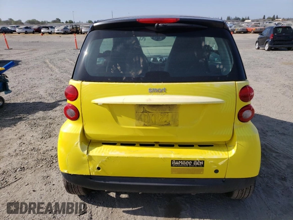 2008 Smart fortwo Pure с VIN WMEEJ31X68K099800, выставлен на аукционе Copart как лот 61967775 с пробегом Не указан миль и Чистый • Clean title. История ставок и продаж доступна на DreamBid. Изображение 6.
