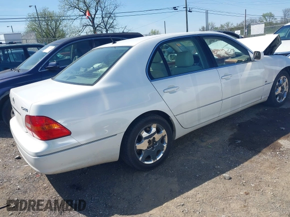2001 Lexus LS 430 with VIN JTHBN30FX10012057, listed as a IAAI auction lot 42017083 with 201,263 mi miles. Bid and sale history available at carsss.com. Image 4.