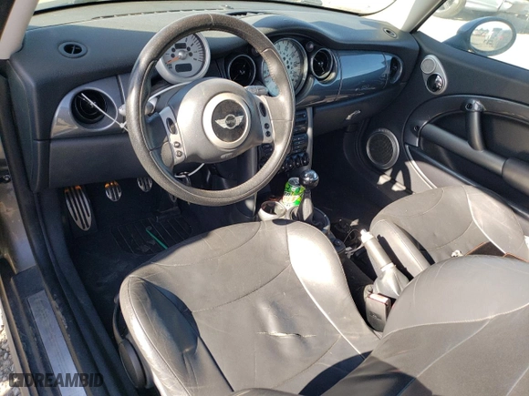 2004 MINI Cooper Hardtop S with VIN WMWRE33494TD88603, listed as a Copart auction lot 54374835 with 178,723 mi miles and Clean Title. Bid and sale history available at carsss.com. Image 8.