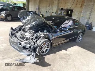 2014 Mercedes-Benz E 350 with VIN WDDKJ8JB1EF286035, listed as a IAAI auction lot 42289616 with 147,814 mi miles and . Bid and sale history available at DreamBid. Image 17.