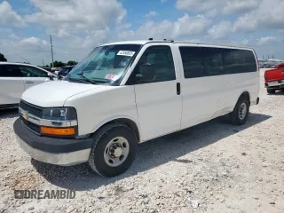 2014 Chevrolet Express Passenger LT with VIN 1GAZG1FGXE1106737, listed as a Copart auction lot 62956805 with 267,908 mi miles and Clean title. Bid and sale history available at DreamBid. Image 1.