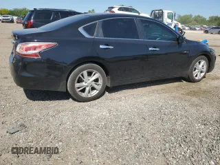 2015 Nissan Altima SV z VIN 1N4AL3AP0FC241787, wystawiony jako Copart lot #52039465 z przebiegiem 158 922 mil mil oraz Czysty tytuł • Clean title. Historia ofert i sprzedaży dostępna na DreamBid. Obrazek 3.