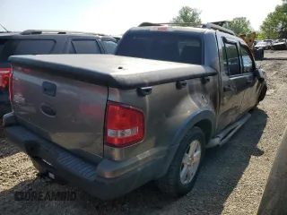 2007 Ford Explorer Sport Trac XLT z VIN 1FMEU31K77UA13757, wystawiony jako Copart lot #53308795 z przebiegiem 205 761 mil mil oraz Czysty tytuł • Clean title. Historia ofert i sprzedaży dostępna na DreamBid. Obrazek 3.