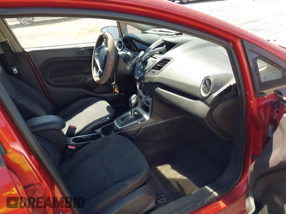 2018 Ford Fiesta SE with VIN 3FADP4BJ2JM139061, listed as a IAAI auction lot 41762233 with 84,132 mi miles. Bid and sale history available at carsss.com. Image 5.