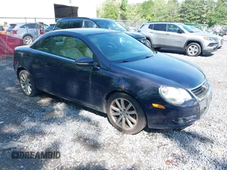 2011 Volkswagen Eos Komfort z VIN WVWBW7AH3BV004442, wystawiony jako IAAI lot #42405098 z przebiegiem 123 440 mil mil oraz . Historia ofert i sprzedaży dostępna na DreamBid. Obrazek 1.
