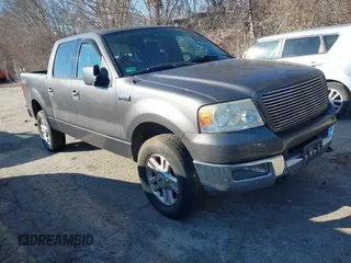 2004 Ford F-150 XLT with VIN 1FTRW14W84KC86653, listed as a IAAI auction lot 41376192 with 188,506 mi miles. Bid and sale history available at carsss.com. Image 1.