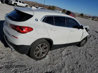 2020 BMW X2 xDrive28i with VIN WBXYJ1C09L5N87648, listed as a Copart auction lot 42029595 with 42,688 mi miles and Salvage Title. Bid and sale history available at carsss.com. Image 3.