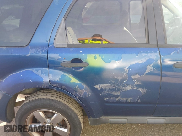 2008 Ford Escape XLT с VIN 1FMCU03148KE77063, выставлен на аукционе IAAI как лот 41815059 с пробегом 160 000 миль миль и . История ставок и продаж доступна на DreamBid. Изображение 12.