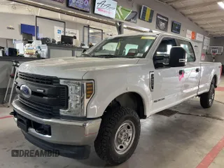 2019 Ford F-350 Platinum с VIN 1FT7W3BTXKED68083, выставлен на аукционе IAAI как лот 42602897 с пробегом 201 348 миль миль и . История ставок и продаж доступна на DreamBid. Изображение 29.