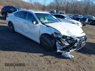 2022 Lexus ES 300h z VIN 58ADA1C16NU016636, wystawiony jako IAAI lot #41459122 z przebiegiem 42 903 mil mil oraz . Historia ofert i sprzedaży dostępna na DreamBid. Obrazek 1.