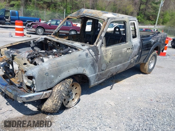 2003 Ford Ranger XL Fleet with VIN 1FTZR45E03TA11205, listed as a IAAI auction lot 42033145 with Not Provided miles and . Bid and sale history available at carsss.com. Image 2.