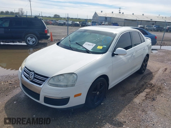 2008 Volkswagen Jetta Sedan SE with VIN 3VWRM71K18M042753, listed as a IAAI auction lot 41280575 with 208,244 mi miles. Bid and sale history available at carsss.com. Image 2.