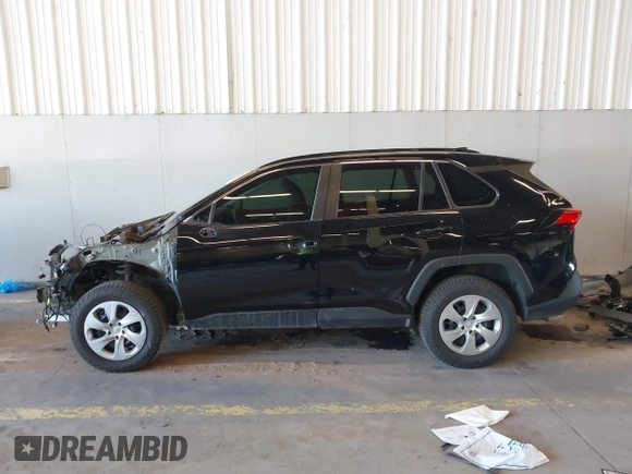 2021 Toyota RAV4 LE z VIN 2T3G1RFV9MC250665, wystawiony jako IAAI lot #42138232 z przebiegiem 40 574 mil mil oraz . Historia ofert i sprzedaży dostępna na DreamBid. Obrazek 15.