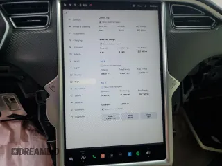 2017 Tesla Model X 90D z VIN 5YJXCBE2XHF078598, wystawiony jako Copart lot #46751395 z przebiegiem 58 115 mil mil oraz Szkody całkowita. Historia ofert i sprzedaży dostępna na DreamBid. Obrazek 9.