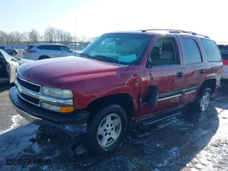 2005 Chevrolet Tahoe Z71 with VIN 1GNEC13T55R155842, listed as a IAAI auction lot 41321412 with 221,109 mi miles. Bid and sale history available at carsss.com. Image 19.
