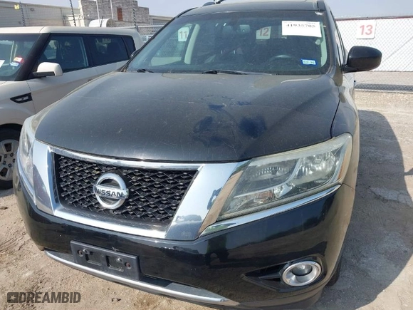 2014 Nissan Pathfinder SV with VIN 5N1AR2MM3EC606882, listed as a IAAI auction lot 41935705 with 208,569 mi miles. Bid and sale history available at carsss.com. Image 6.