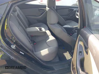 2013 Hyundai Elantra GLS z VIN KMHDH4AE5DU815767, wystawiony jako IAAI lot #42249832 z przebiegiem 188 000 mil mil oraz . Historia ofert i sprzedaży dostępna na DreamBid. Obrazek 8.