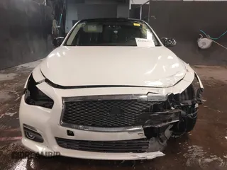 2014 Infiniti Q50 Sport with VIN JN1BV7AR4EM705418, listed as a IAAI auction lot 41698553 with 124,554 mi miles and . Bid and sale history available at carsss.com. Image 13.