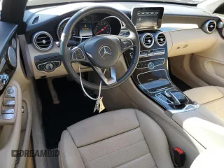2018 Mercedes-Benz C 300 with VIN WDDWK4JB8JF736247, listed as a Copart auction lot 82452344 with 32,502 mi miles and Salvage Title. Bid and sale history available at DreamBid. Image 8.