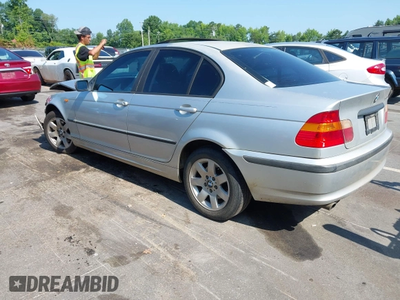 2002 BMW 3 Series 325xi with VIN WBAEU33442PH85336, listed as a IAAI auction lot 42471976 with 253,076 mi miles and . Bid and sale history available at DreamBid. Image 3.