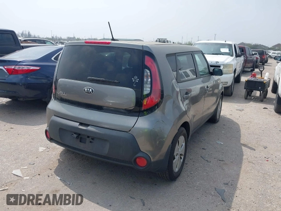 2014 Kia Soul with VIN KNDJN2A20E7072753, listed as a IAAI auction lot 41802683 with 147,357 mi miles. Bid and sale history available at carsss.com. Image 4.