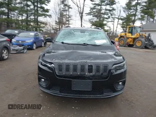 2019 Jeep Cherokee Latitude Plus with VIN 1C4PJMLB6KD389996, listed as a IAAI auction lot 41849419 with 60,122 mi miles. Bid and sale history available at carsss.com. Image 13.