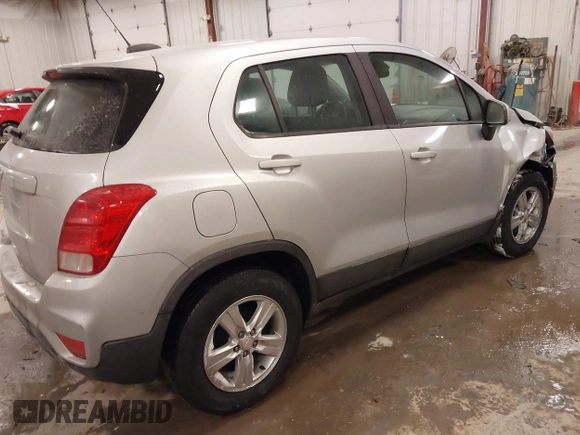 2019 Chevrolet Trax LS with VIN 3GNCJKSB7KL273602, listed as a IAAI auction lot 41391193 with 50,280 mi miles. Bid and sale history available at carsss.com. Image 4.