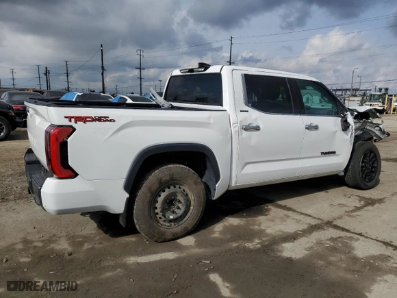 2022 Toyota Tundra 2WD Limited with VIN 5TFJA5ABXNX010225, listed as a Copart auction lot 51496985 with 28,476 mi miles and Salvage Title. Bid and sale history available at carsss.com. Image 3.
