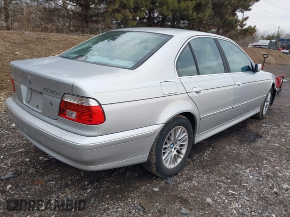 2003 BMW 5 Series 530iA with VIN WBADT63423CK35879, listed as a IAAI auction lot 41648026 with 193,119 mi miles. Bid and sale history available at carsss.com. Image 4.