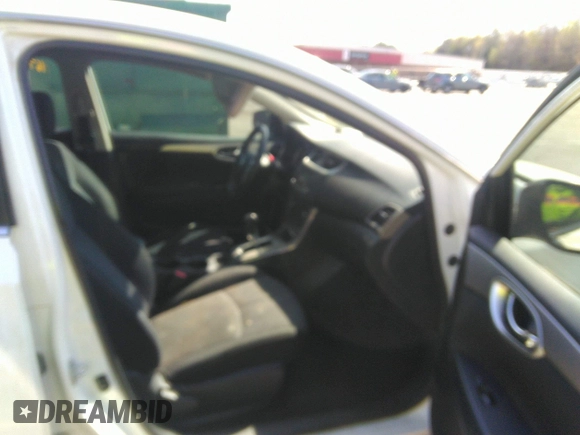 2015 Nissan Sentra SV z VIN 3N1AB7AP3FL632217, wystawiony jako IAAI lot #41946097 z przebiegiem 167 424 mil mil oraz . Historia ofert i sprzedaży dostępna na DreamBid. Obrazek 5.