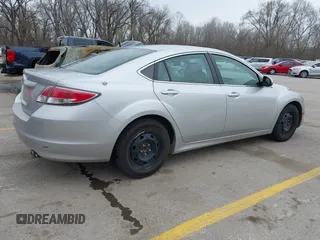 2010 Mazda 6 i Sport with VIN 1YVHZ8BH9A5M53381, listed as a IAAI auction lot 41824441 with 226,573 mi miles. Bid and sale history available at carsss.com. Image 4.