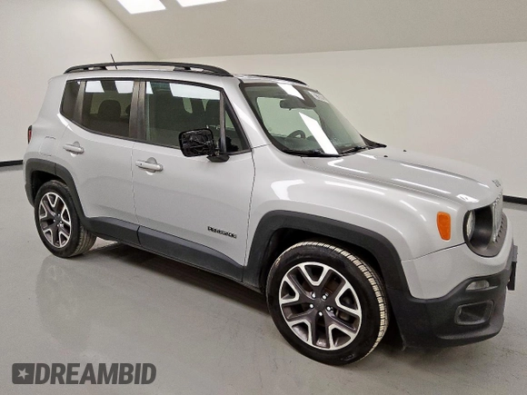 2017 Jeep Renegade Latitude with VIN ZACCJABB1HPE40278, listed as a Copart auction lot 62182025 with 89,290 mi miles and Clean title. Bid and sale history available at DreamBid. Image 4.