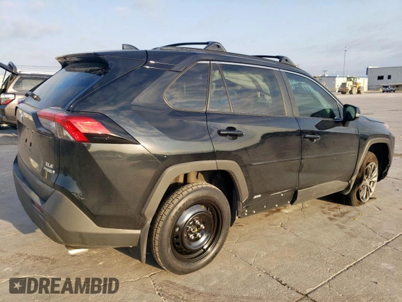 2024 Toyota RAV4 Hybrid XLE Premium with VIN 4T3B6RFV9RU158019, listed as a Copart auction lot 53633225 with 9,417 mi miles and Salvage Title. Bid and sale history available at carsss.com. Image 3.